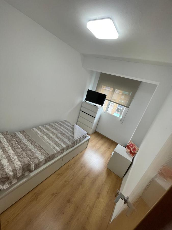 Habitacion Privada En Piso Compartido Ξενοδοχείο Βαλένθια Εξωτερικό φωτογραφία